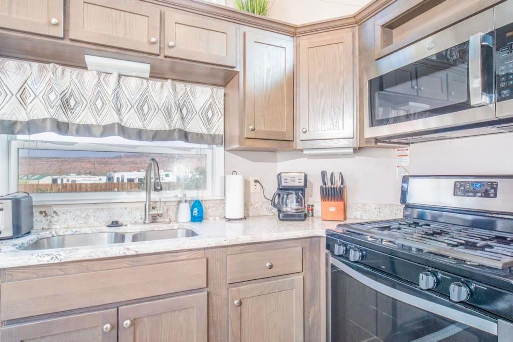 Redrock Moab Tiny House W Large Loft Site 8 Villa ภายนอก รูปภาพ